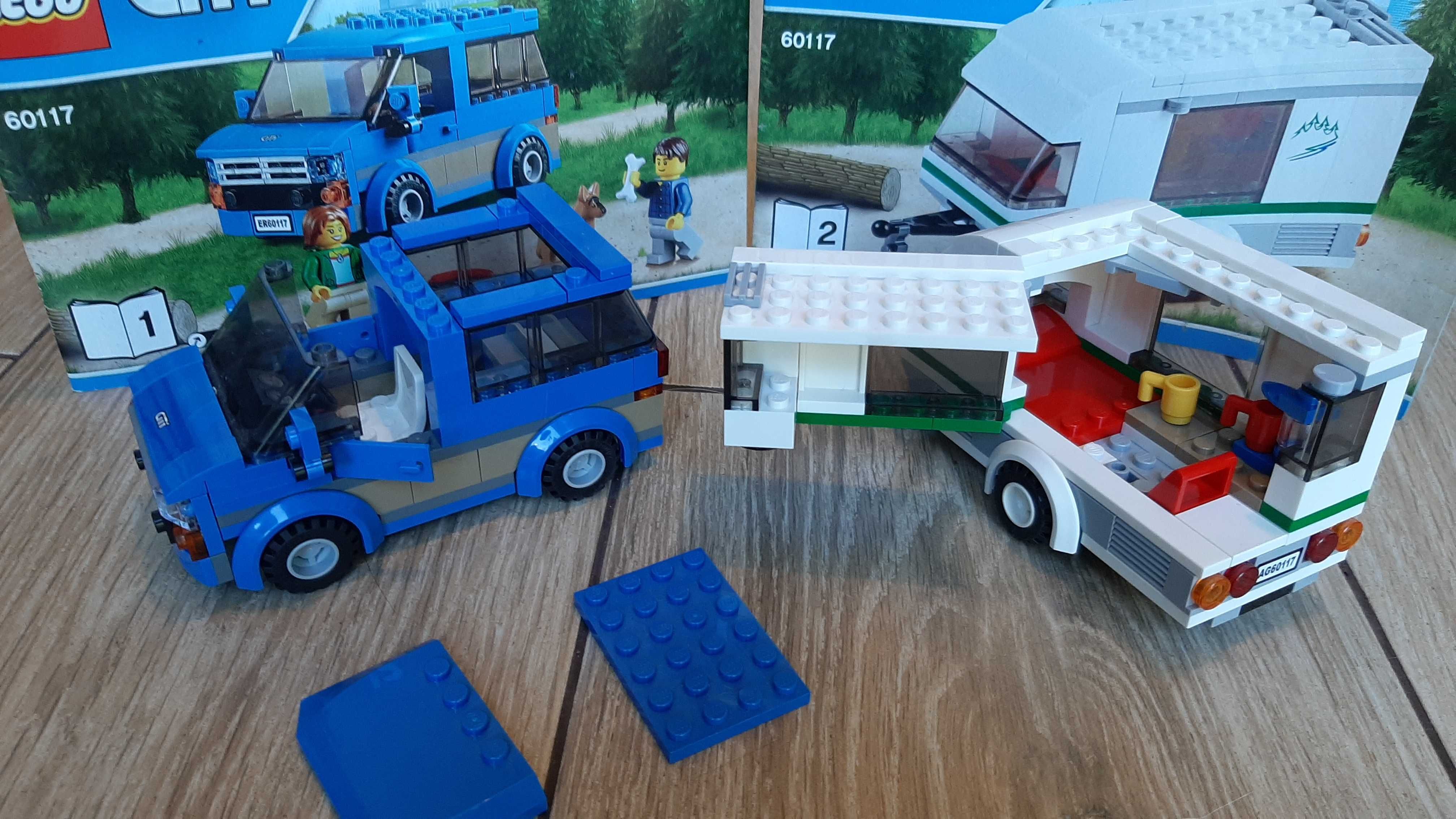 Lego city 60117 - Van z przyczepą kempingową