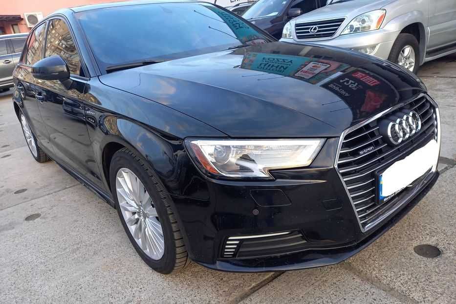 продам Audi a3 etron 52 тисячі пробега
