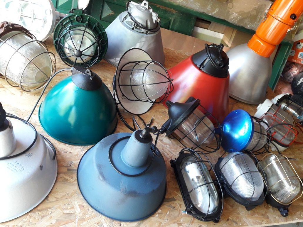 Lampy emaliowane Obs-1, 2, 3, industralne, PRL