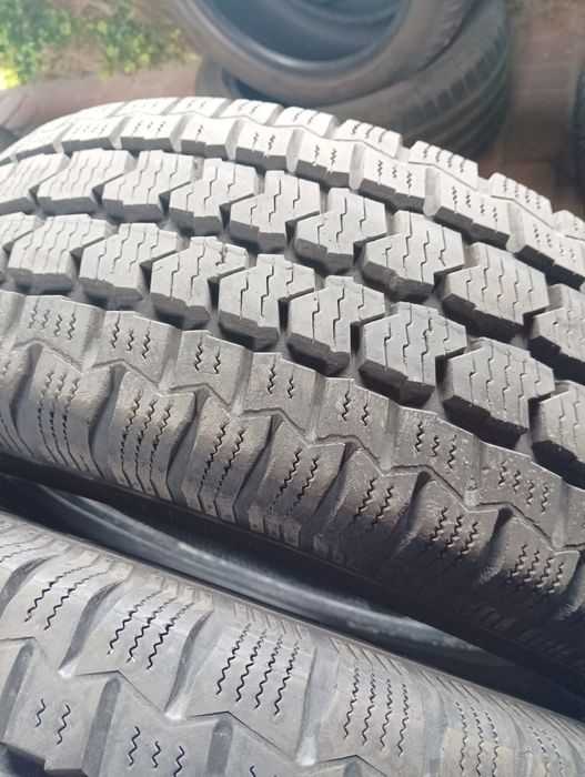 Opony całoroczne 215/75/16C