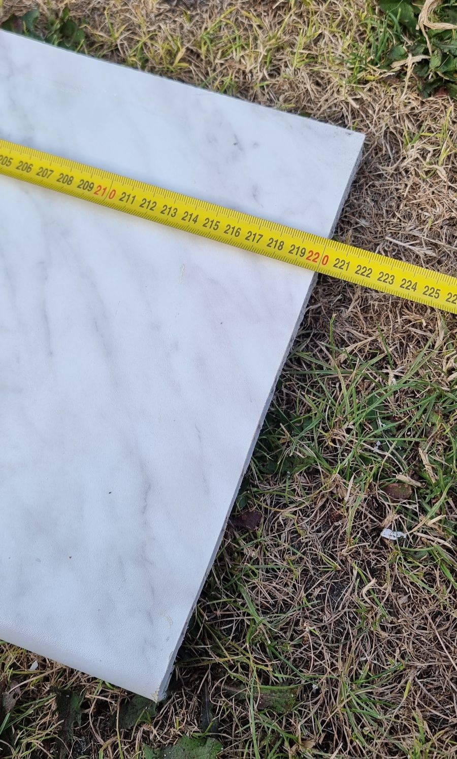 Parapet wewnetrzny PCV 25x220 cm