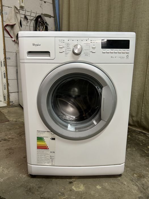 Стиральная машина Whirlpool на 6 кг.AWSX63213.Гарантия!