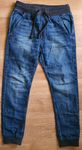 Spodnie jeansowe, joggery chłopięce H&M. Rozmiar 140.