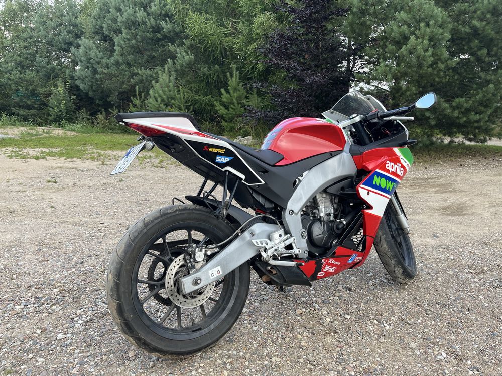 Aprilia rs4 125