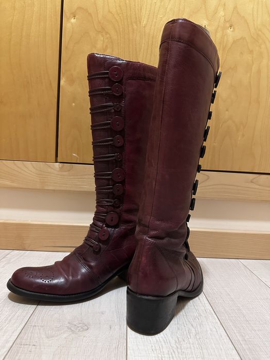 Botas em pele .tam.39