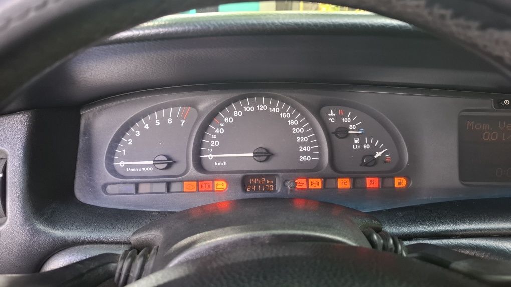 Продам opel vectra b