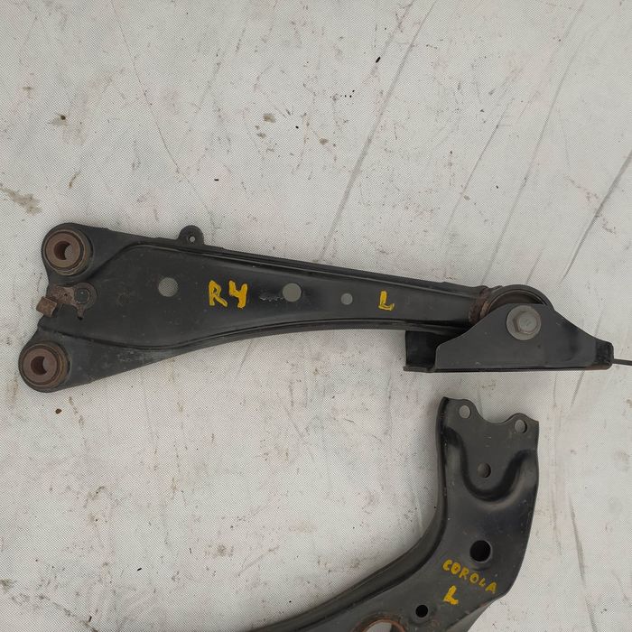 50 тис.км рычаг Toyota Corolla 150 Rav 4 ричаг 2008