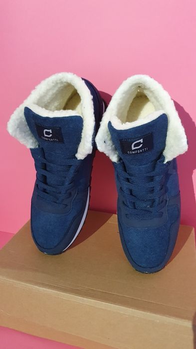 Buty ocieplane na zimę markowe modne rozmiar 43 / wkładka ma 27 cm