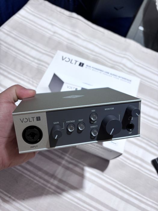 Volt 1 interface