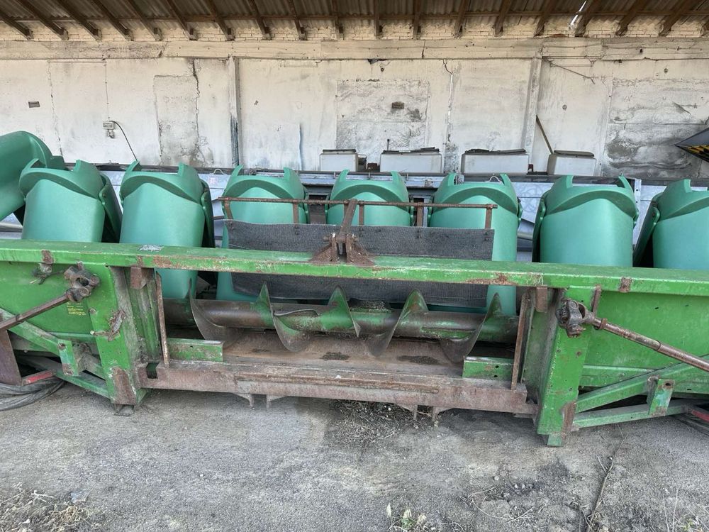 Жатка  John Deere 892