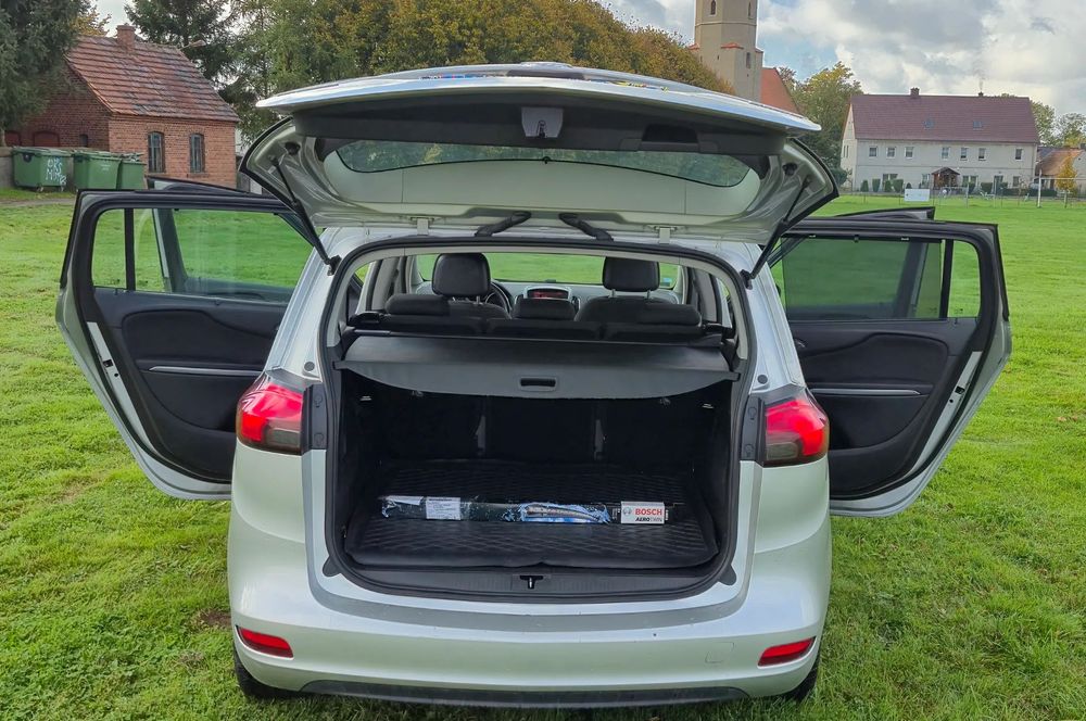 Opel Zafira OPEL ZAFIRA 7-osobowy, 1.4 Benzyna + LPG, jeden właściciel, zadbany