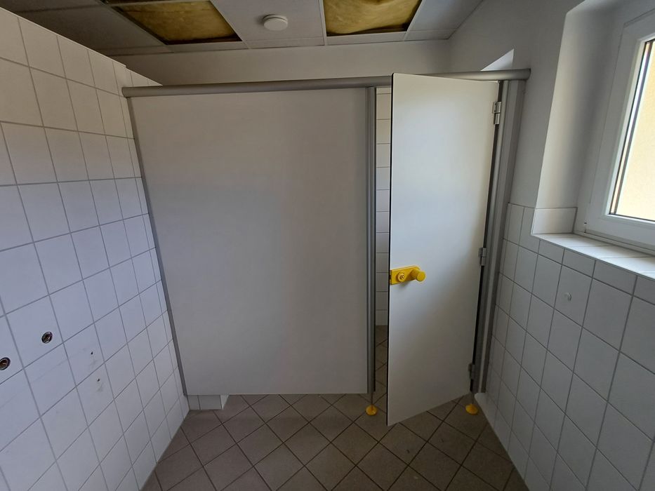 Drzwi sanitarne - sciankaprzegroda sanitarna 2x2