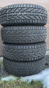 Opony zimowe Kormoran Snow 185/60 R15 PRAWIE NOWE