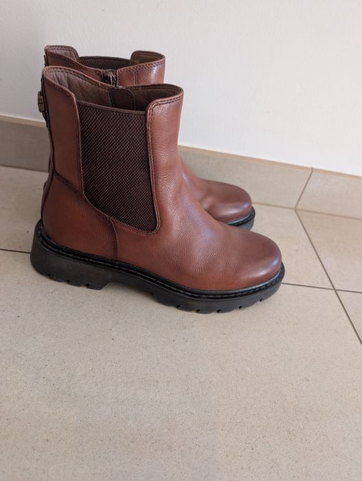 Sztyblety Tamaris nowe