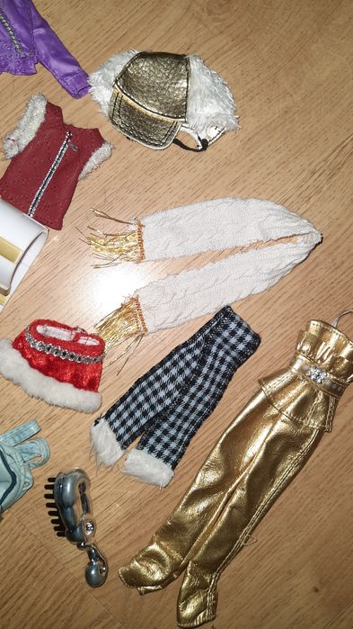 Ubranka dla lalek bratz