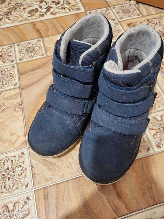 Подарую чобітки Reima, 33 розмір, на осінь чи теплу зиму, лише НП