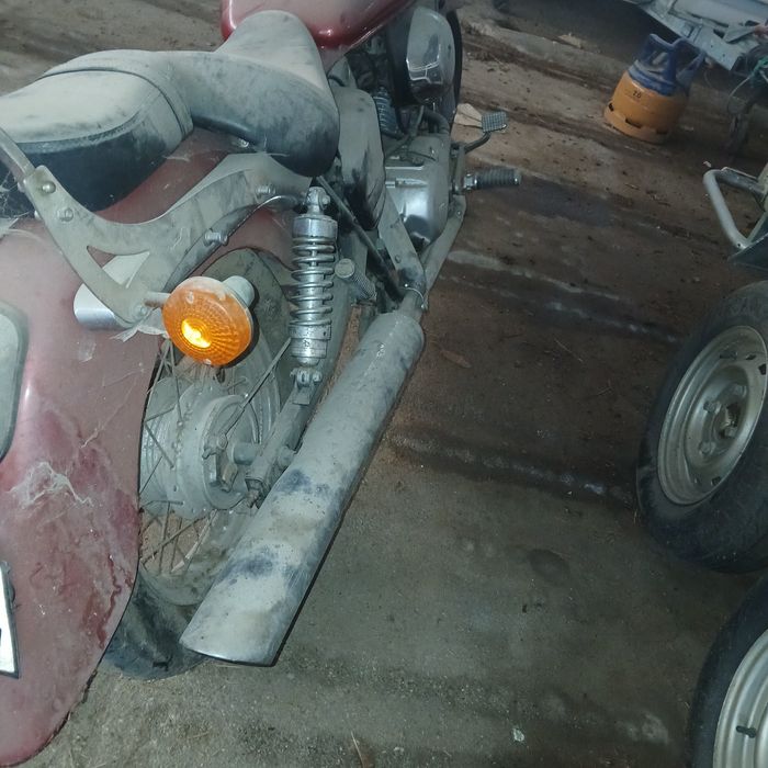 Vendo mota honda