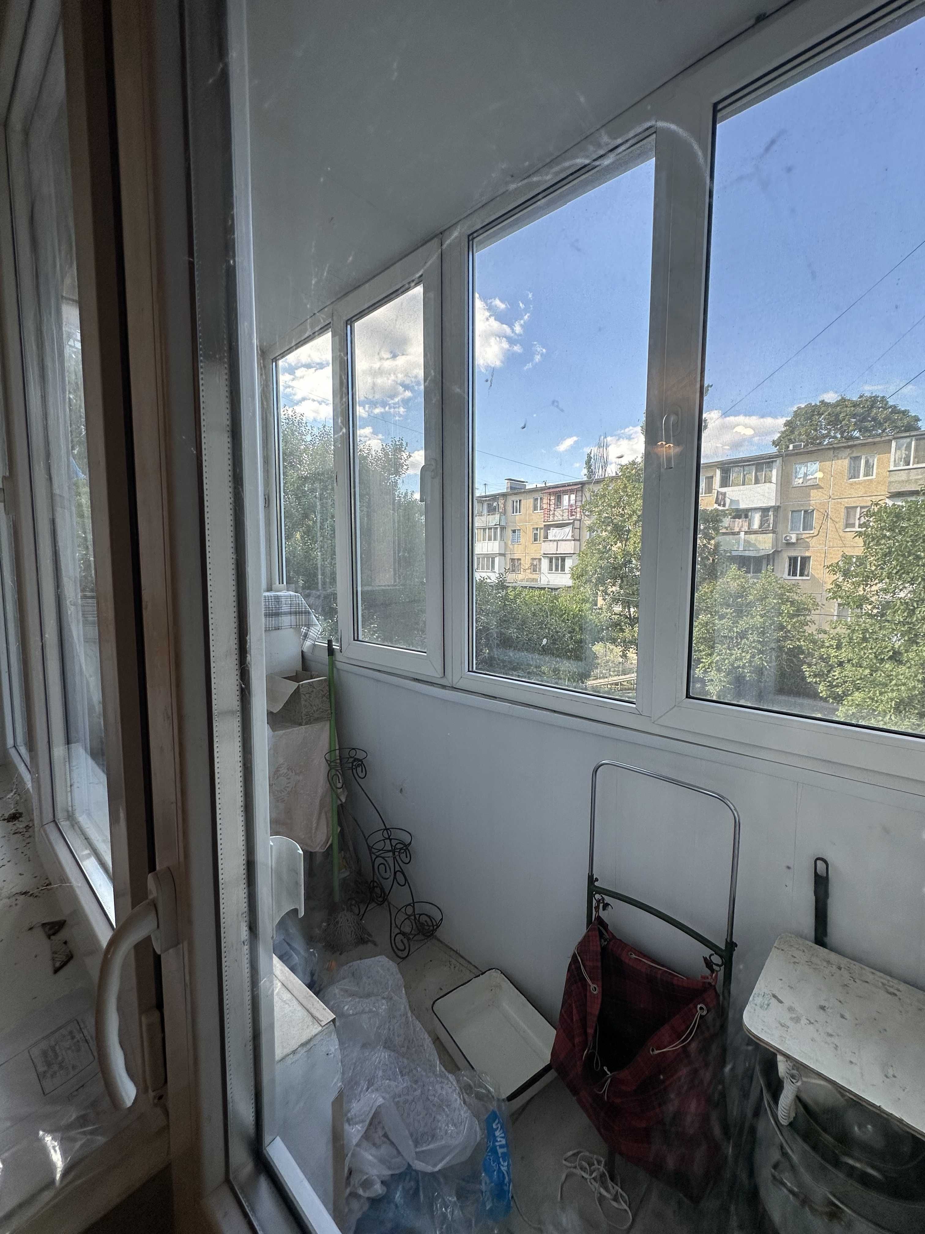 Продам 3-комнатную квартиру на Таирова в жилом состоянии