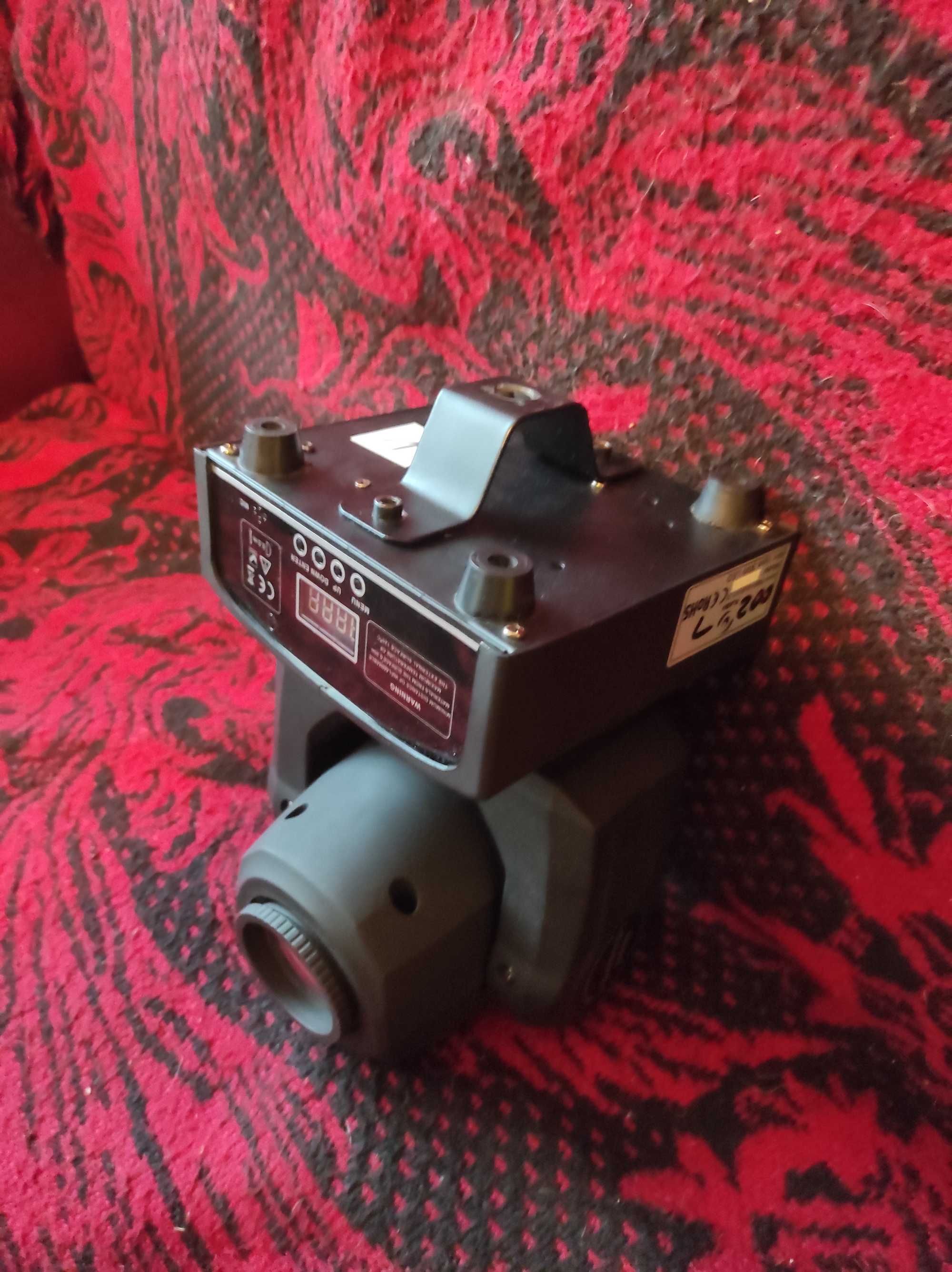 4 głowy obrotowe Mini spot 30W led