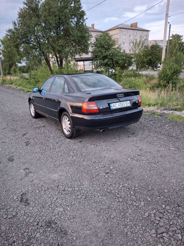 Продам ауді а4 б5