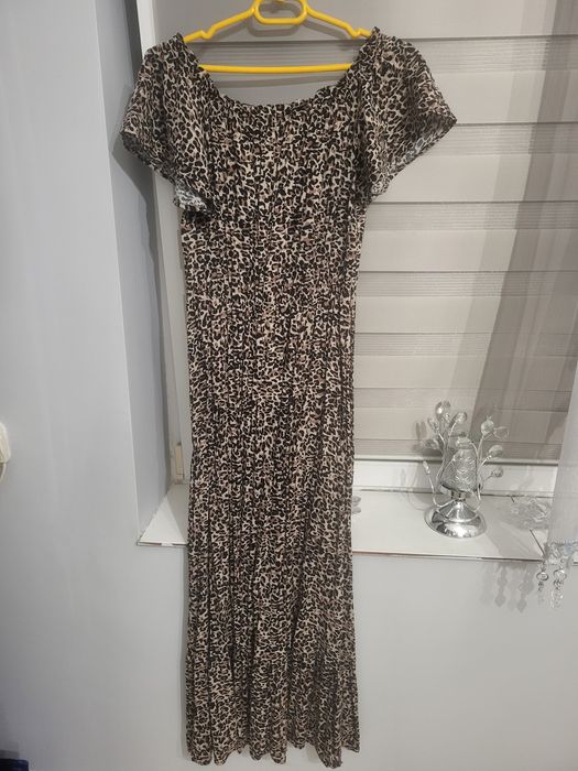 Sukienka maxi marki Top Secret rozmiar L