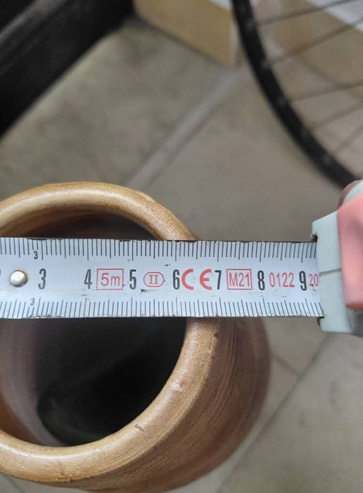 Jarra para flores em bom estado geral