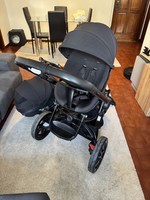 Carrinho Quinny Moodd + babycoque BeSafe iZi Go + base ISOfix