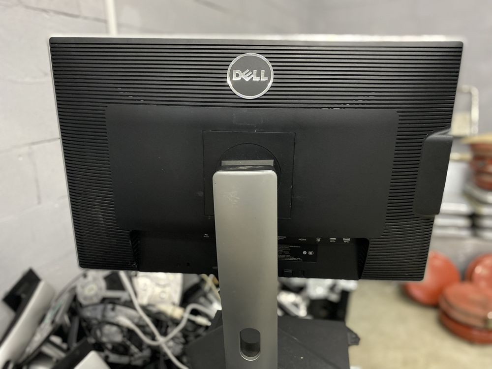 30х Моніторів DELL U2413F