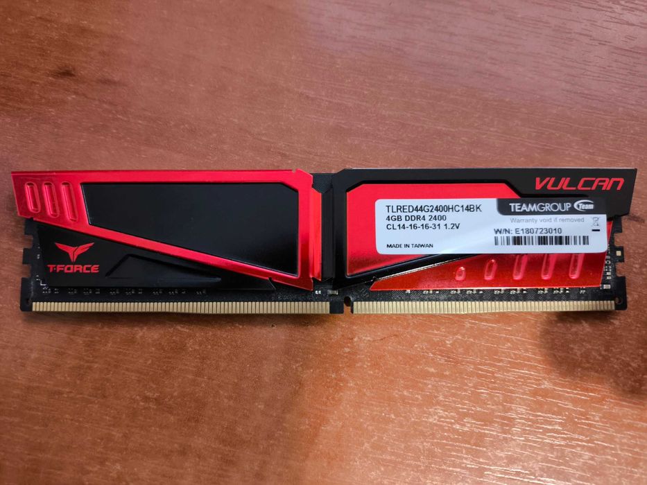 Оперативна пам'ять Team T-Force Vulcan DDR4