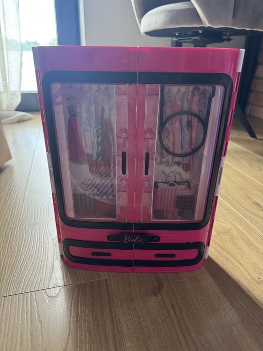 Szafa barbie polecam