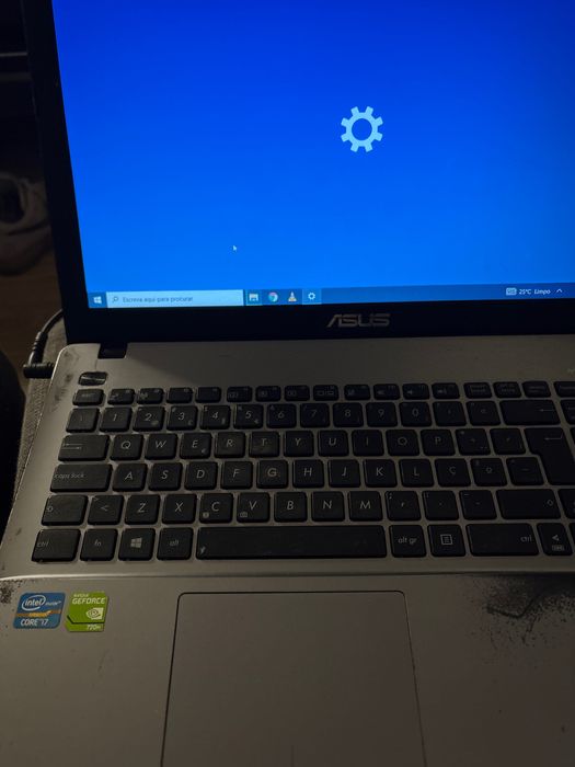 PC portátil ASUS X550CC