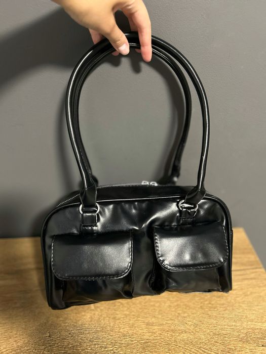 Сумка з довгими ручками, з накладними кишенями