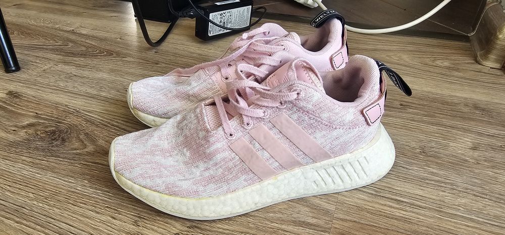 Adidas buty sportowe NMD damskie rozmiar 37⅓ wkładka 23cm używane