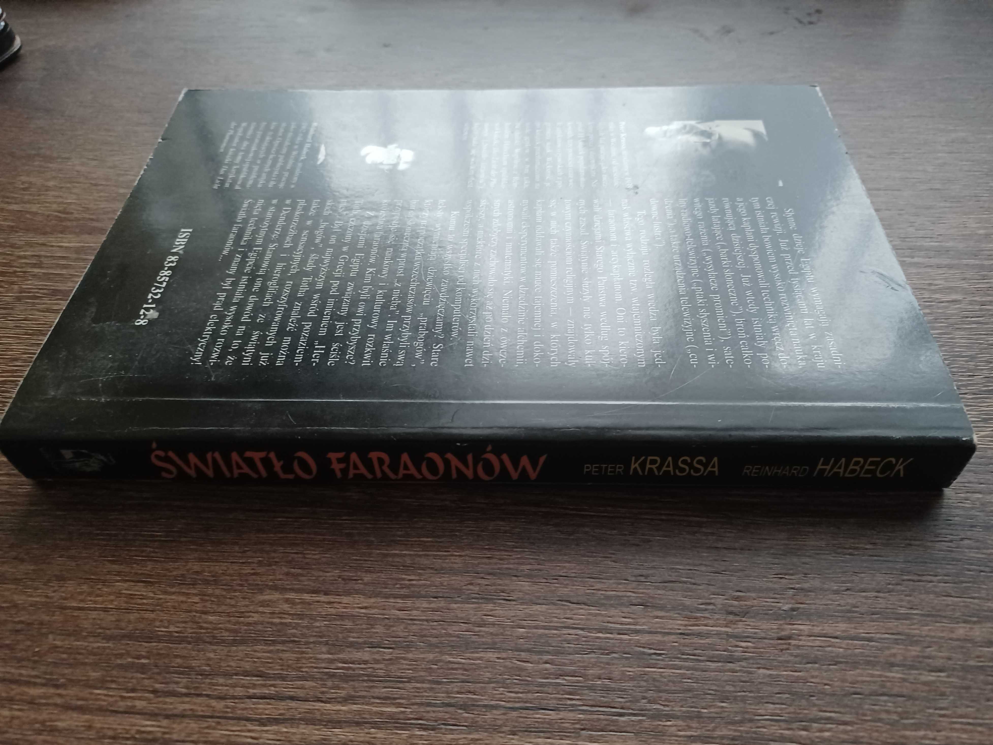 "Światło faraonów". Reinhard Habeck , Peter Krassa. NOWA