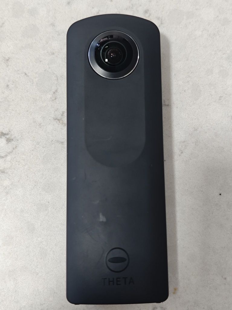 Ricoh Theta S : câmera 360°