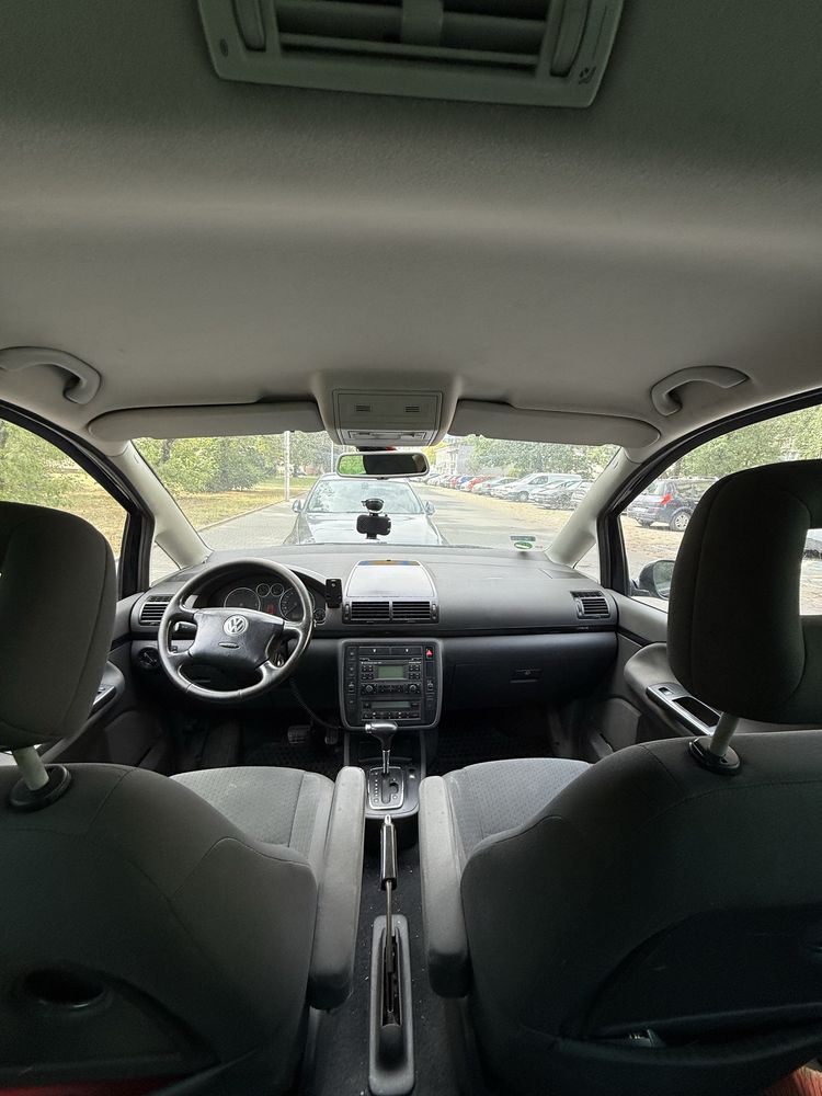 VW Sharan 1.9 TDI 85kW – 2008r – Automat