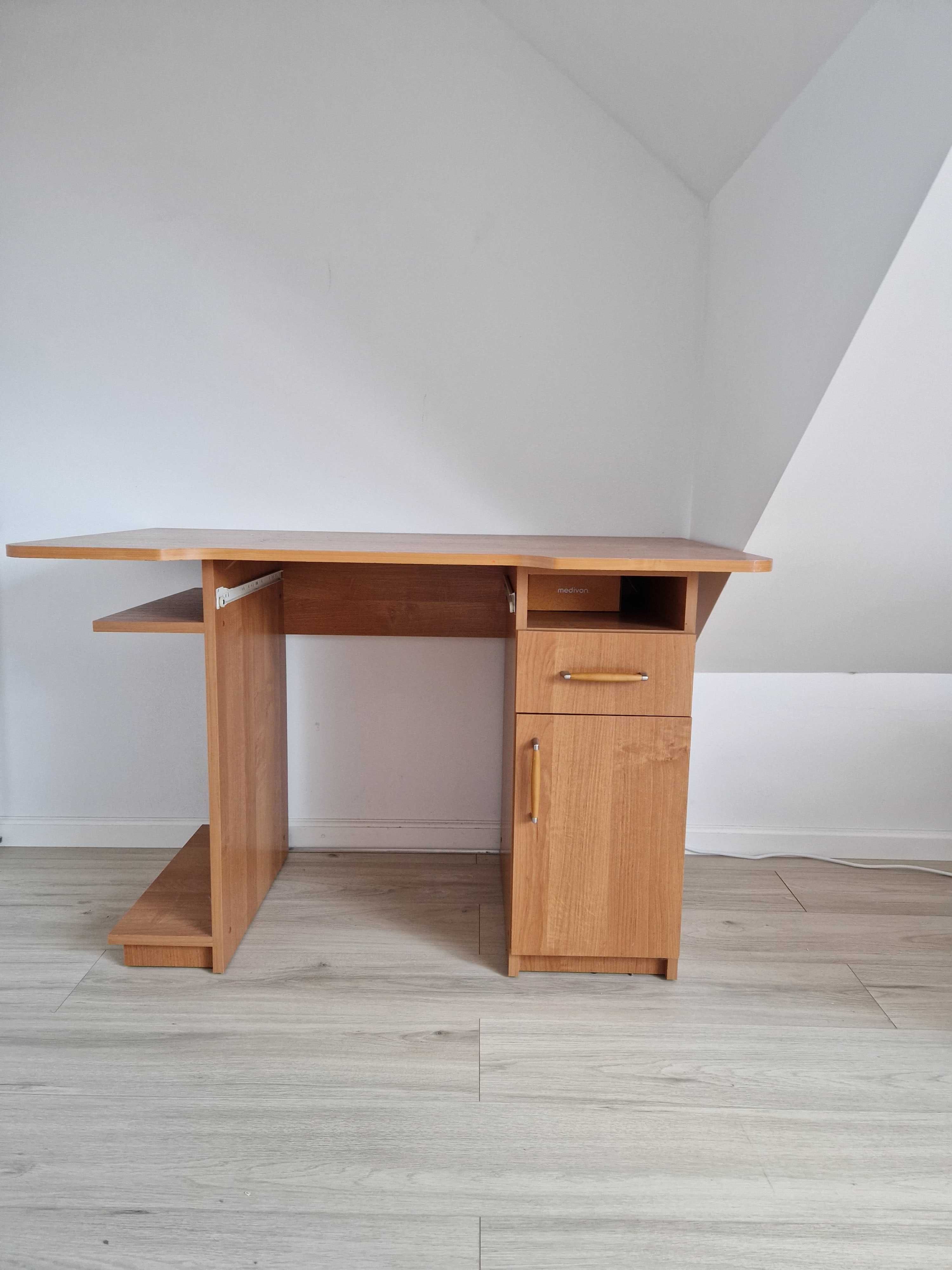 Biurko 120cmx66cm stan bardzo dobry
