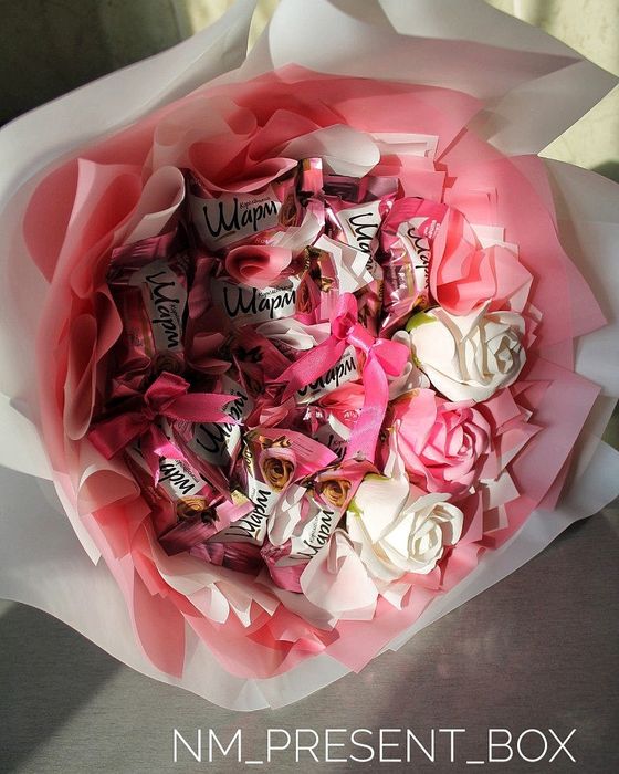 Подарунок ,  букет з цукерок