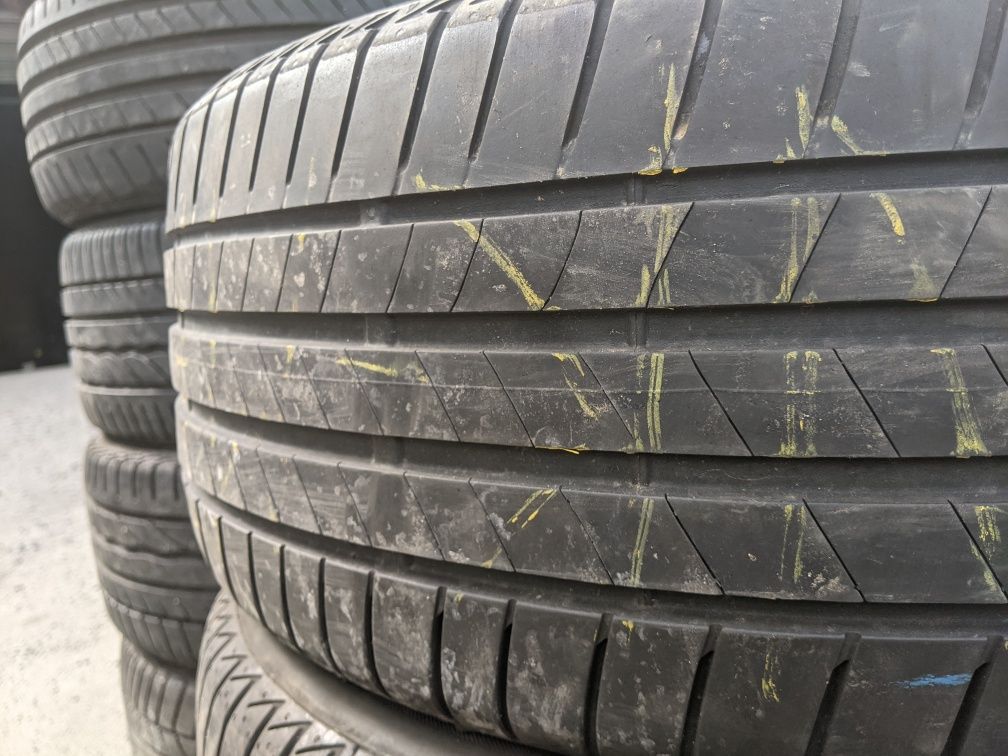 225/45R17 Bridgestone 21рік