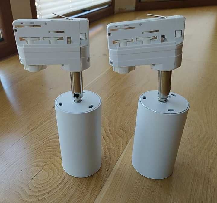 Dwie Lampy SIENA LUXsystem-3F na szynę trzyfazową