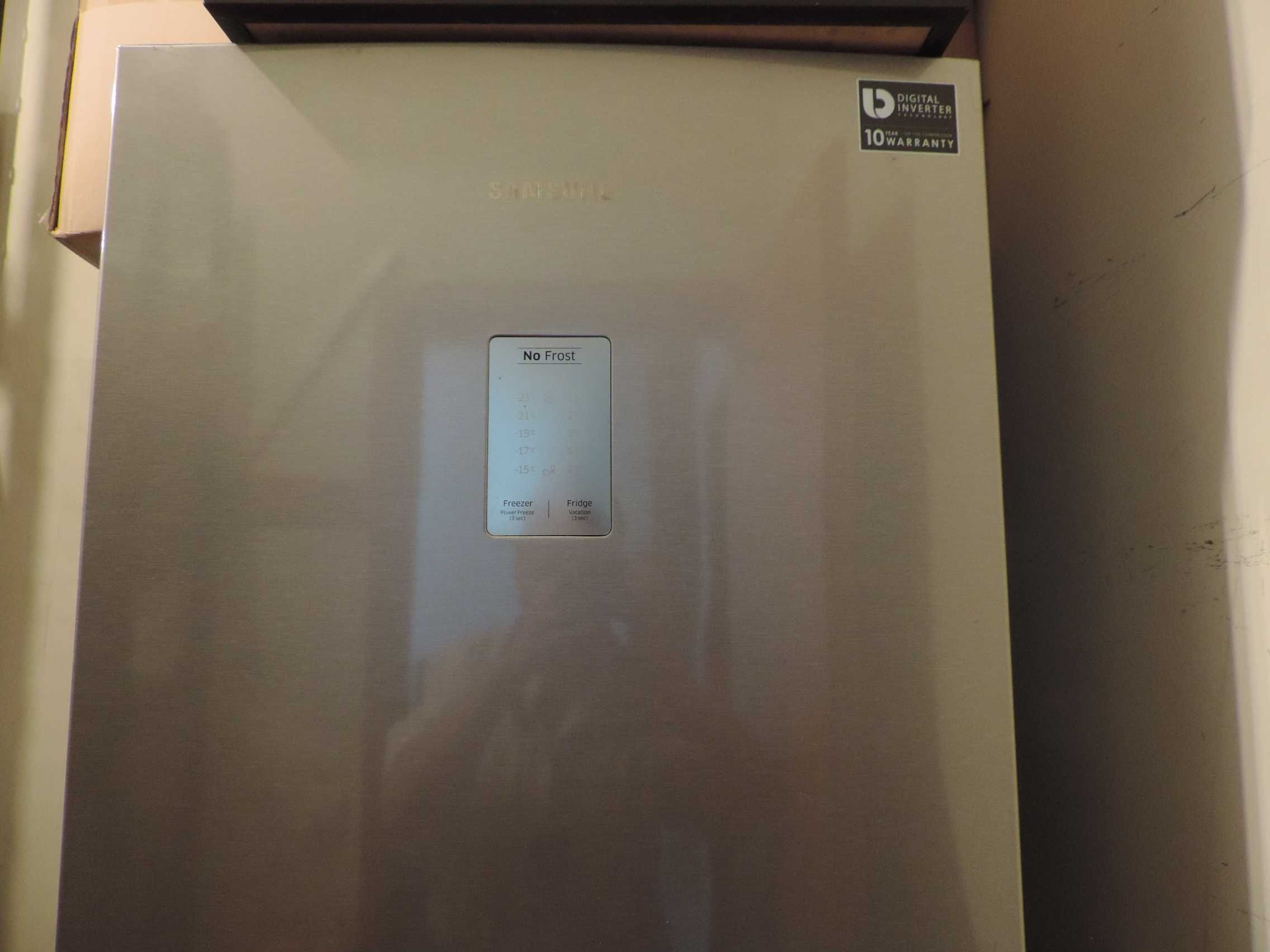 Frigorifico combinado Samsung 350Lt No Frost Total