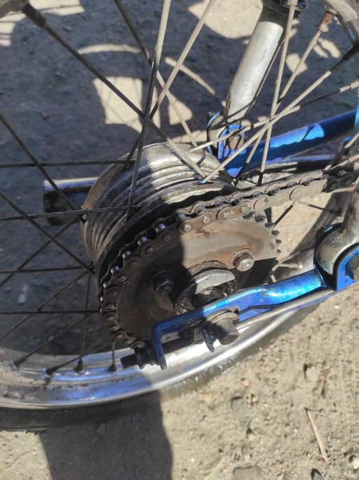 Рига 16 перефарбована