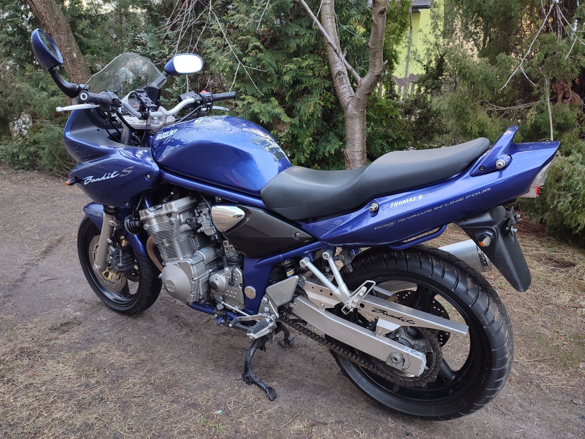 Suzuki Bandit GSF 600  2000r BOS / TRANSPORT