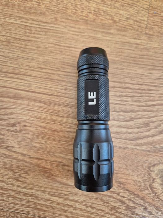 Latarka LE marki Lighting Ever mała kieszonkowa