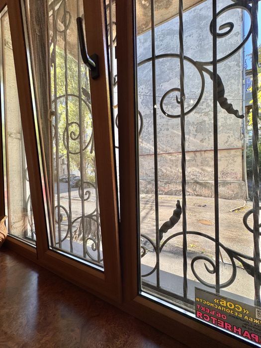 Центр, Семинарская, Двухкомнатная квартира, сталинка, есть видео