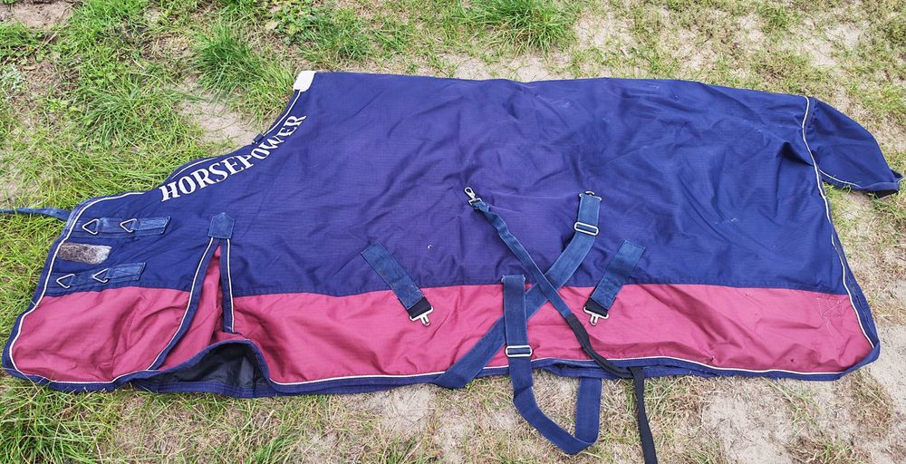 Derka przeciwdeszczowa rozmiar 145 200 gram