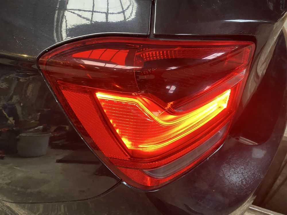 Lampy tylne prawa lewa BMW f20 f21 m pakiet przyciemniane LED komplet