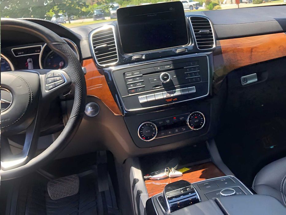 Mercedes-Benz GLS 450 4MATIC      2019