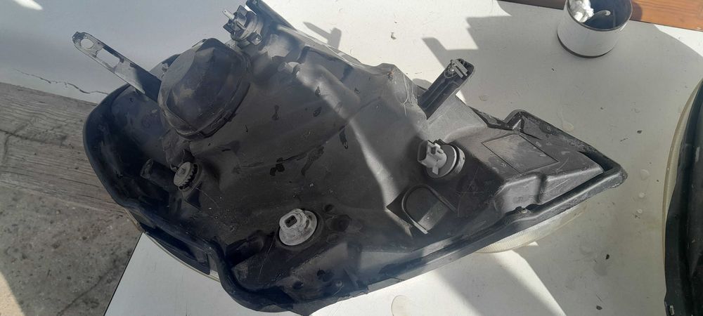 Продам фары рено кенго 2