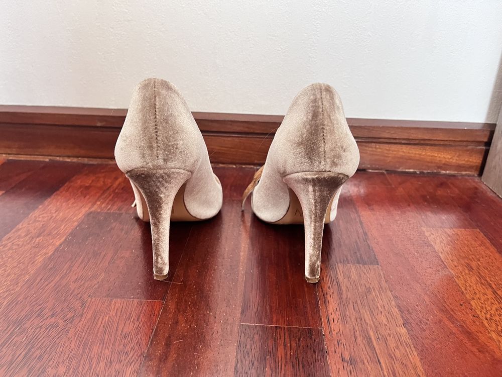 Sapato de salto beje 37.5 70€